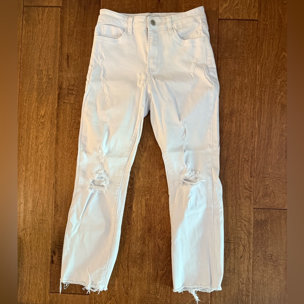 New without tags White Distressed Jeans